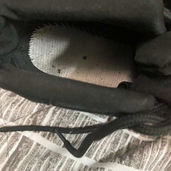 Jordan shoes used cheap - Picture 3 of 4